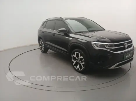 TAOS 1.4 250 TSI TOTAL FLEX HIGHLINE AUTOMÁTICO