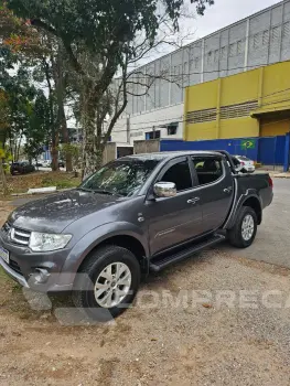 Mitsubishi L200 TRITON 2.4 HLS Chrome 4X2 CD 16V 4 portas