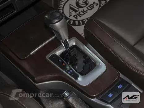 HILUX SW4 2.7 SRV 7 Lugares 4X2 16V