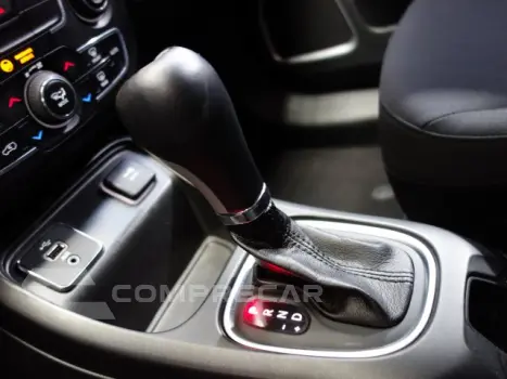 COMPASS - 2.0 16V SPORT AUTOMÁTICO