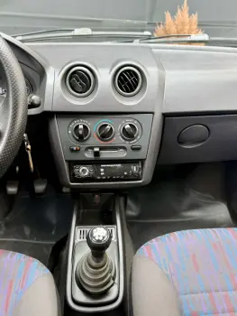 CELTA 1.0 MPFI VHC Spirit 8V