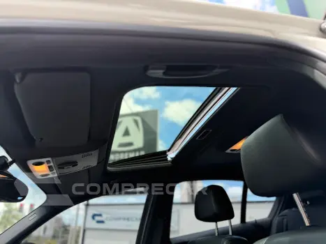 130I 3.0 Sport Hatch 24V Gasolina 4P Automático