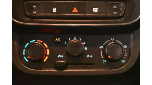 KWID - 1.0 12V SCE ZEN MANUAL