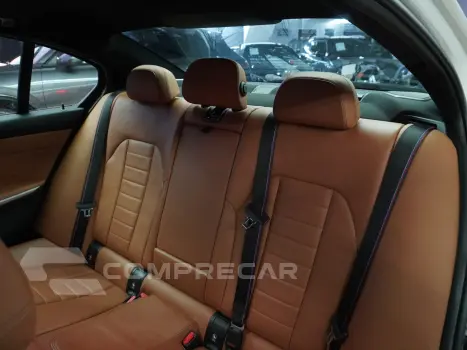 320i 2.0 16V TURBO GASOLINA M SPORT AUTOMÁTICO