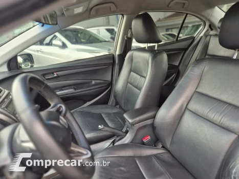 CITY Sedan LX 1.5 Flex 16V 4p Aut.