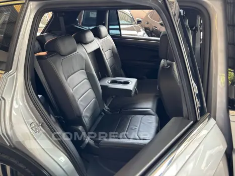 TIGUAN Allspac R-Line 300 TSI 2.0