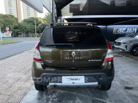 SANDERO - 1.6 STEPWAY 8V 4P MANUAL
