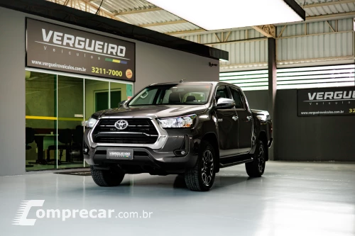Toyota HILUX 2.8 D-4d Turbo CD SRV 4X4 4 portas