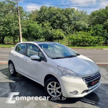 PEUGEOT 208 ALLURE 5 portas