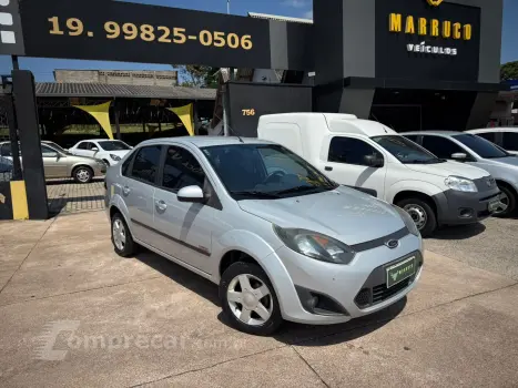 FORD FIESTA 1.6 MPI Class Sedan 8V 4 portas