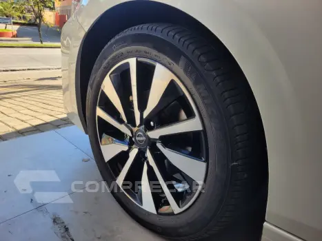 Sentra Advance 2.0 16V Aut.