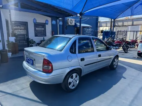 CLASSIC - 1.0 MPFI SPIRIT 8V 4P MANUAL