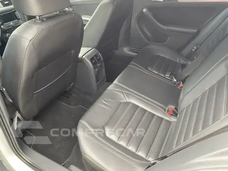 JETTA 2.0 TSI Highline 211cv
