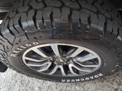 S10 2.8 16V Turbo High Country CD 4X4