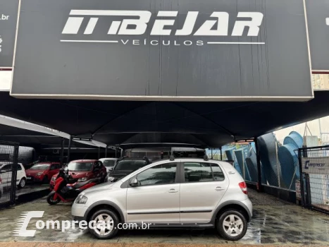Volkswagen FOX - 1.0 MI SUNRISE 8V 4P MANUAL 4 portas