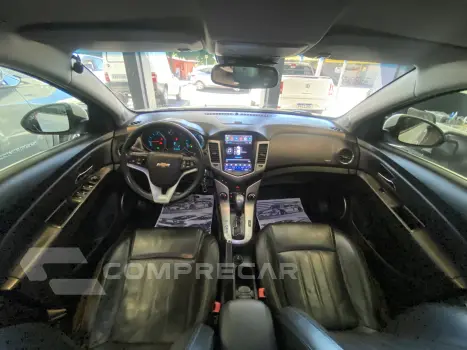 Cruze LT automático