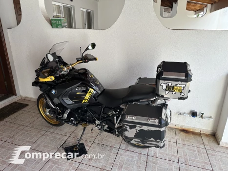 E 1250 Adventure Premium