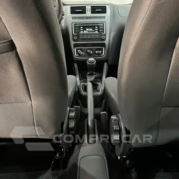 Fox Comfortline 1.6 Flex 8V 5p