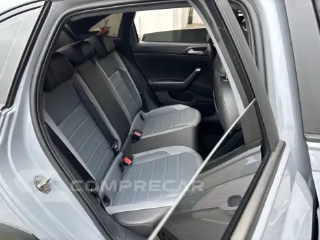Nivus Highline 1.0 200 TSI Flex Aut.