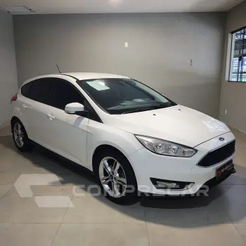 FORD FOCUS SE 1.6 HC 4 portas