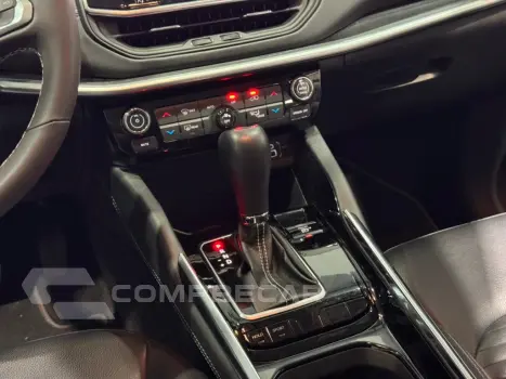 COMMANDER 1.3 T270 TURBO FLEX LONGITUDE AT6