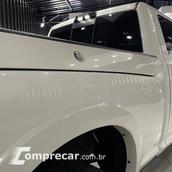 2500 6.7 I6 Turbo Laramie Night Edition CD 4X4