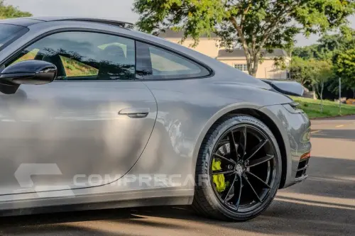 911 CARRERA