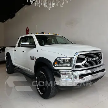 2500 6.7 I6 Turbo Laramie CD 4X4
