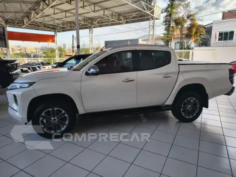 L 200 Triton 2.4 16V OUTDOOR HPE-S 4X4 CABINE DUPLA TURBO DI