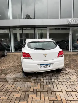 ONIX HATCH LT 1.0 8V FlexPower 5p Mec.