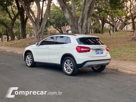 GLA 200 Style 1.6 TB 16V/Flex Aut.