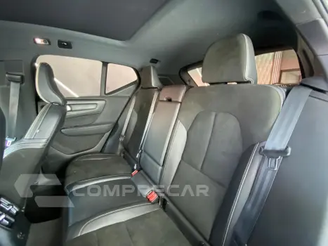 XC40 T5 RDESIGN (HIBRIDO)