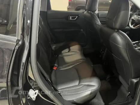 COMMANDER 1.3 T270 Turbo Limited