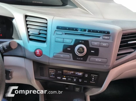 CIVIC - 1.8 LXS 16V 4P AUTOMÁTICO