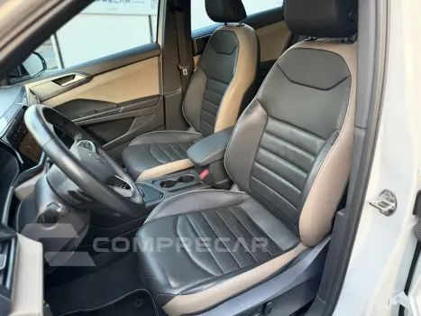 Taos 1.4 250 Tsi Total Flex Highline Automático