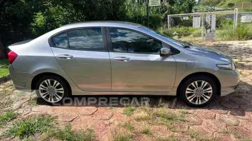 CITY 1.5 LX Sedan 16V