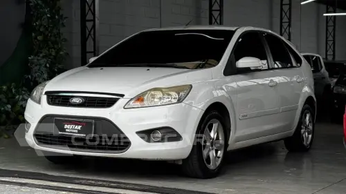 FORD Focus 2.0 16V/SE/SE Plus Flex 5p Aut.