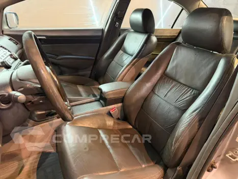 Civic 1.8 Lxs 16V Flex 4P Automático