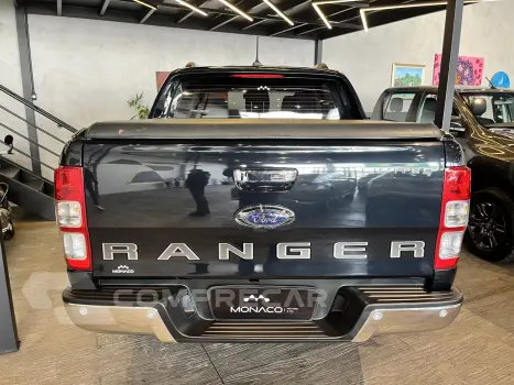 Ranger 3.2 20V CABINE DUPLA 4X4 LIMITED TURBO DIESEL AUTOMÁT
