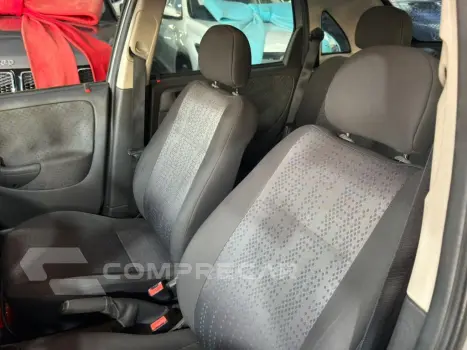 Corsa Sed. Maxx 1.4 8V ECONOFLEX 4p