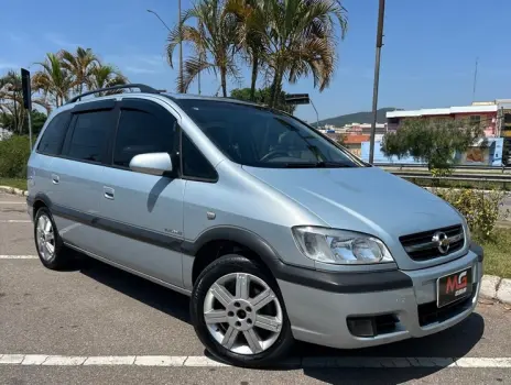 CHEVROLET ZAFIRA 2.0 MPFI Elegance 8V 4 portas