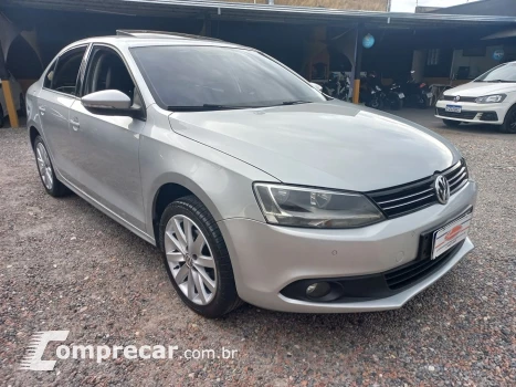 Jetta 2.0 Comfortline Flex 4P Tiptronic