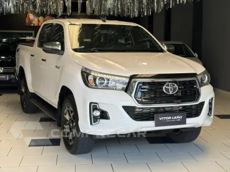 Toyota HILUX 2.8 SRX 4X4 CD 16V DIESEL 4P AUTOMÁTICO 4 portas