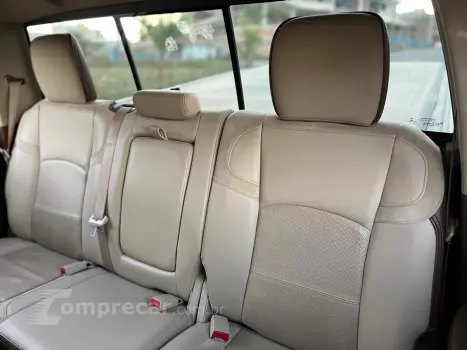 3500 6.7 I6 TURBO DIESEL LARAMIE CD 4X4 AUTOMÁTICO