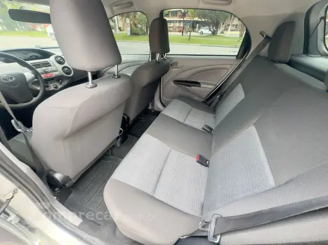 Etios 1.3 Xs 16V Flex 4P Manual