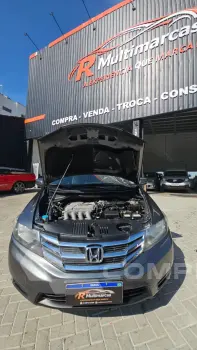 CITY Sedan LX 1.5 Flex 16V 4p Aut.