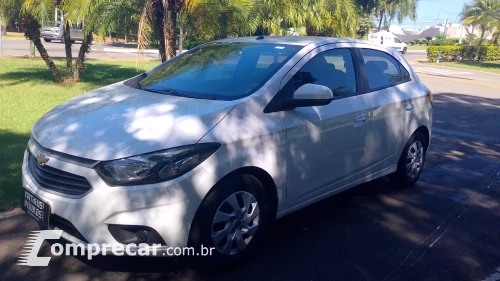 CHEVROLET Onix LT 1.0 4 portas