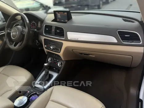 Q3 2.0 TFSI AMBIENTE QUATTRO 4P GASOLINA S TRONIC