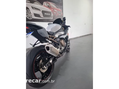 S 1000 RR