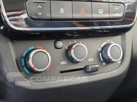 Kwid KWID OUTSIDER 1.0 Flex 12V 5p Mec.